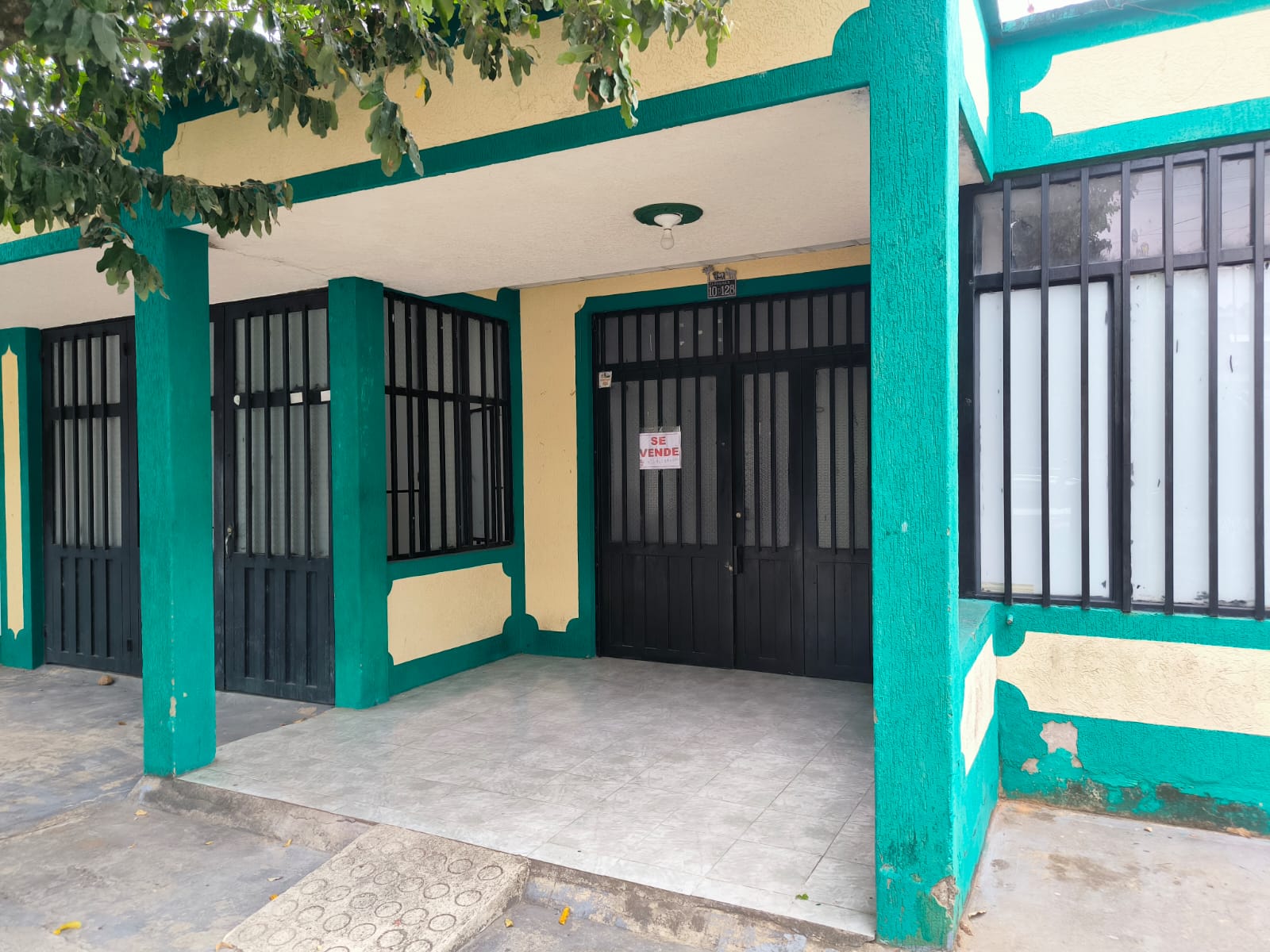 Fachada principal de la casa